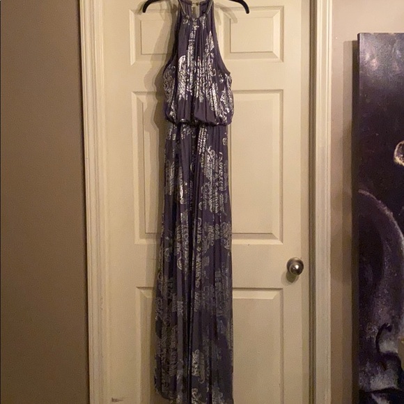 Silver Fancy Dress💁🏼‍♀️💁🏼‍♀️ - Picture 2 of 5